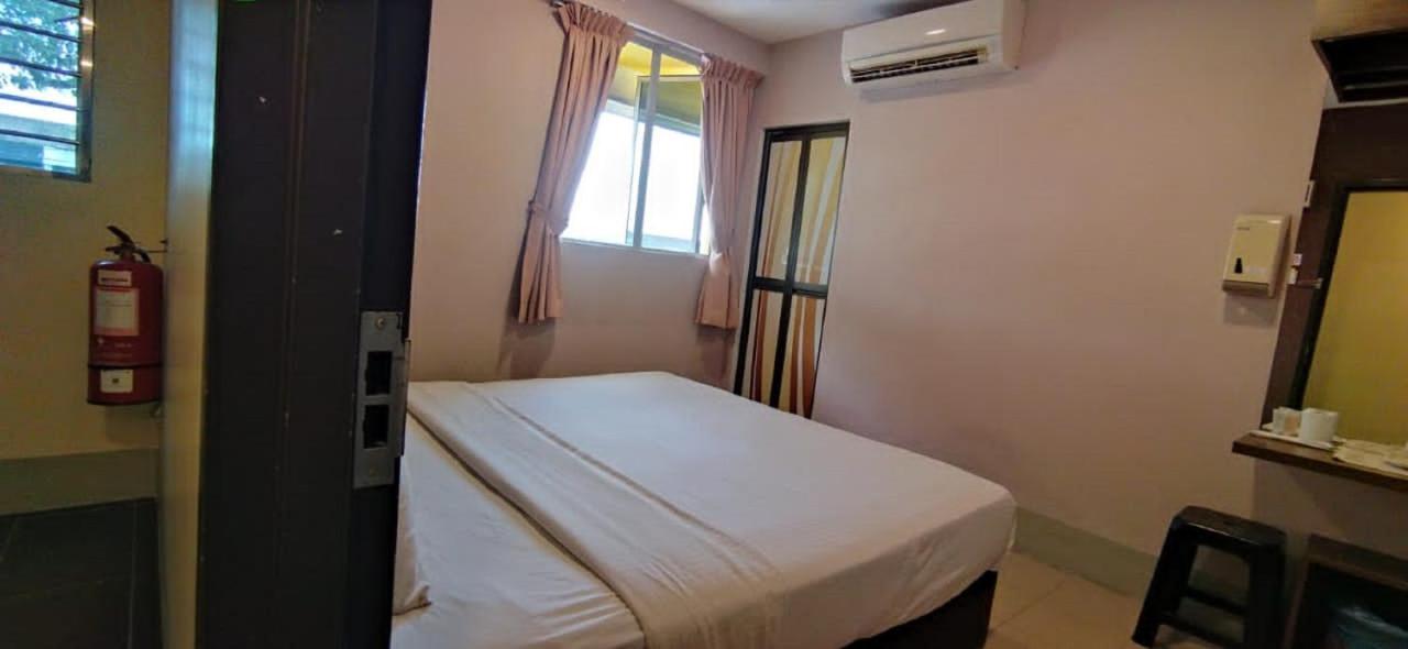 Dream House Hotel Skudai Eksteriør bilde